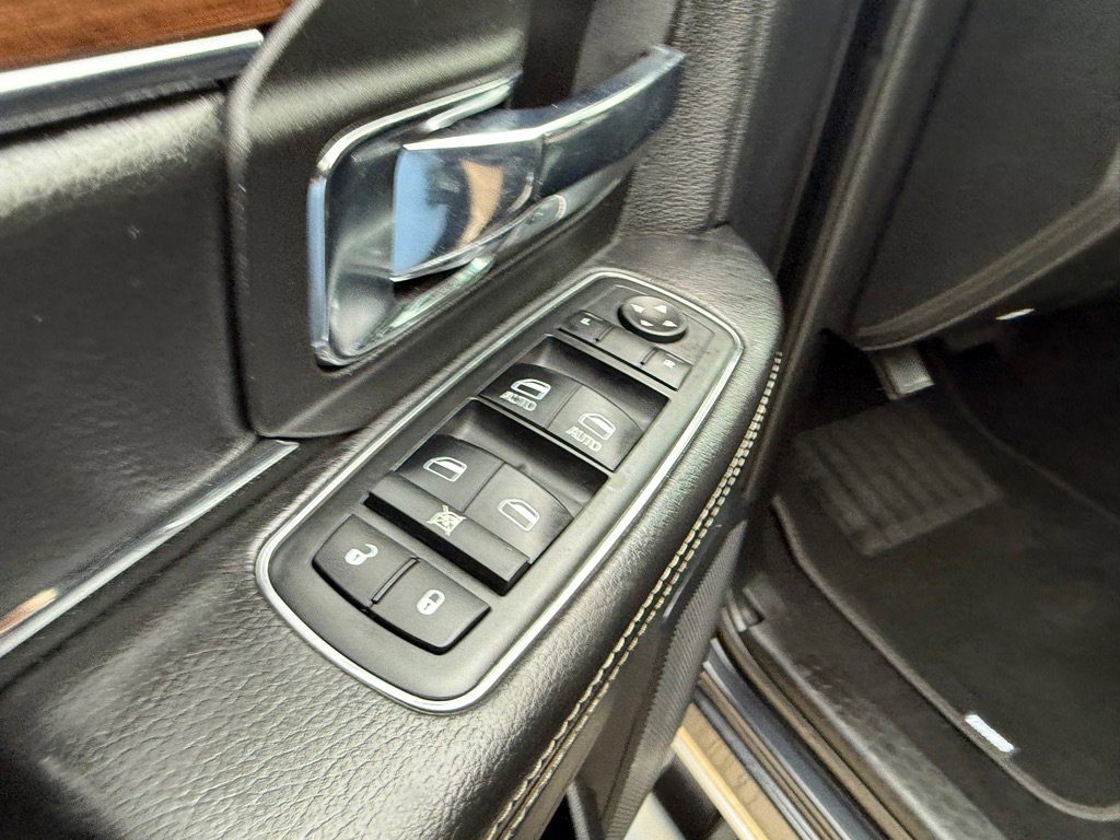 Used 2013 RAM 2500 Laramie w/ Convenience Group image 23