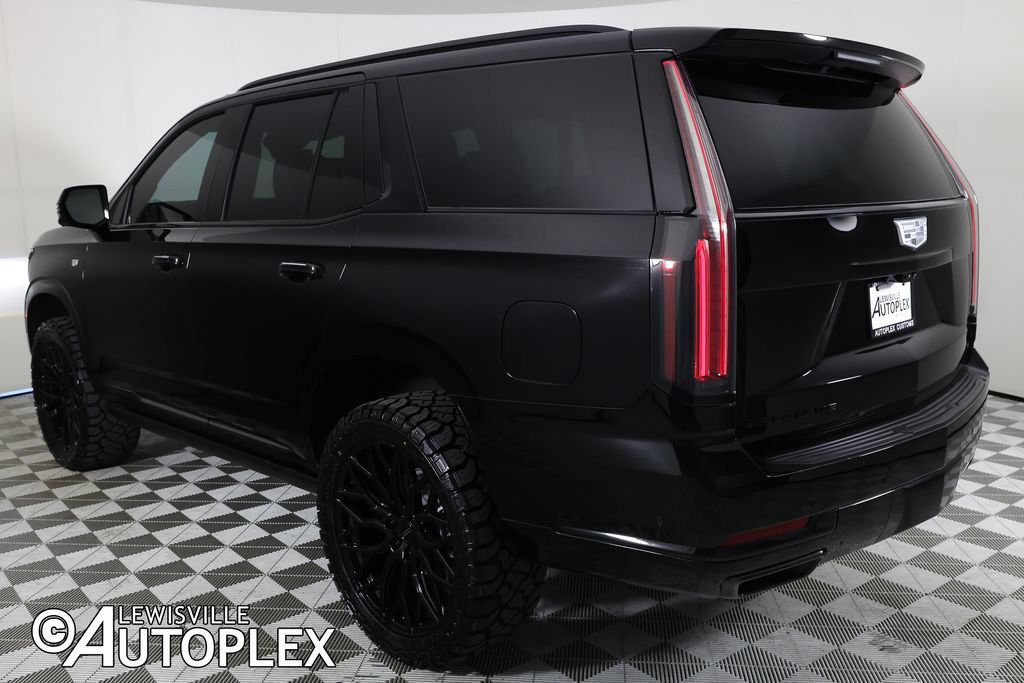 Used 2026 Cadillac Escalade Platinum Sport w/ LPO, ONYX Package AWD/4WD image 7