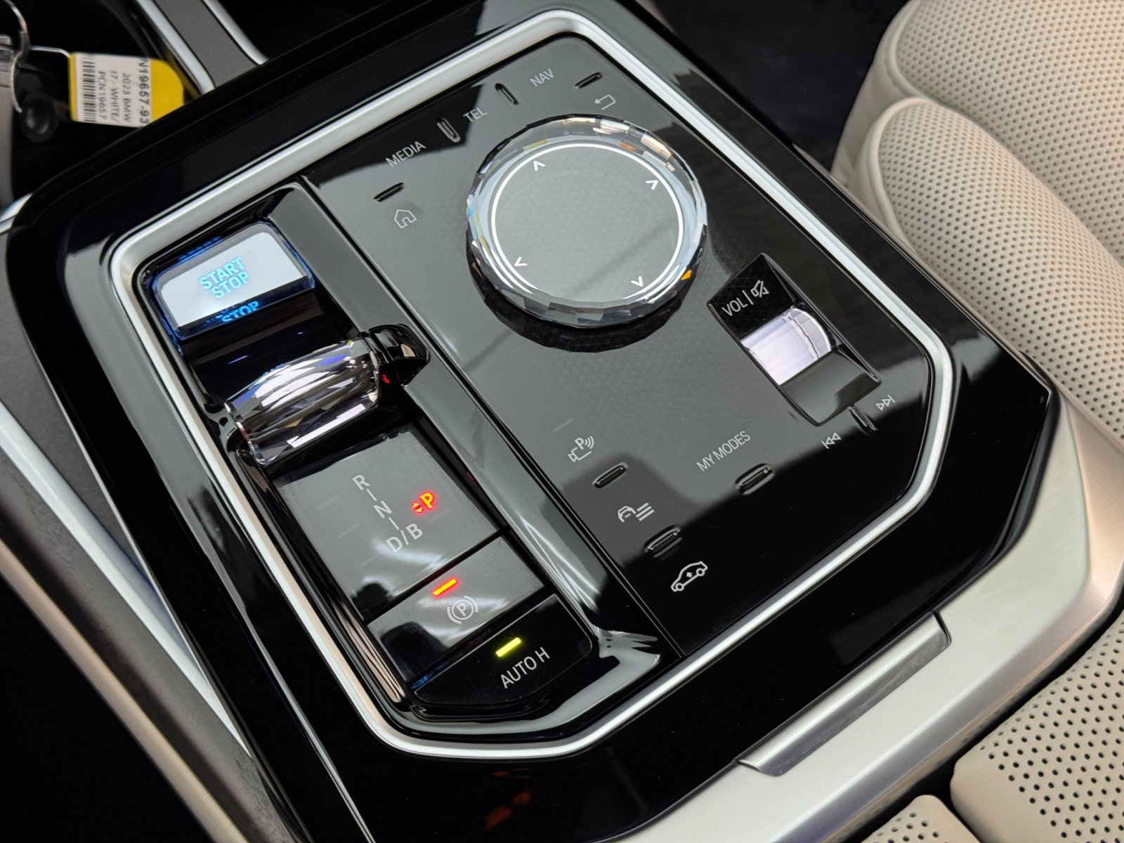 Used 2023 BMW i7 xDrive60 w/ Executive Package 2 image 38