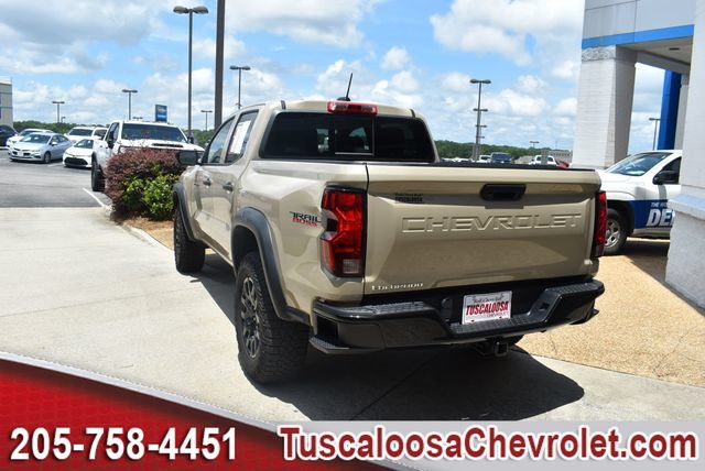 Used 2024 Chevrolet Colorado Trail Boss w/ Advanced Trailering Package AWD/4WD image 7