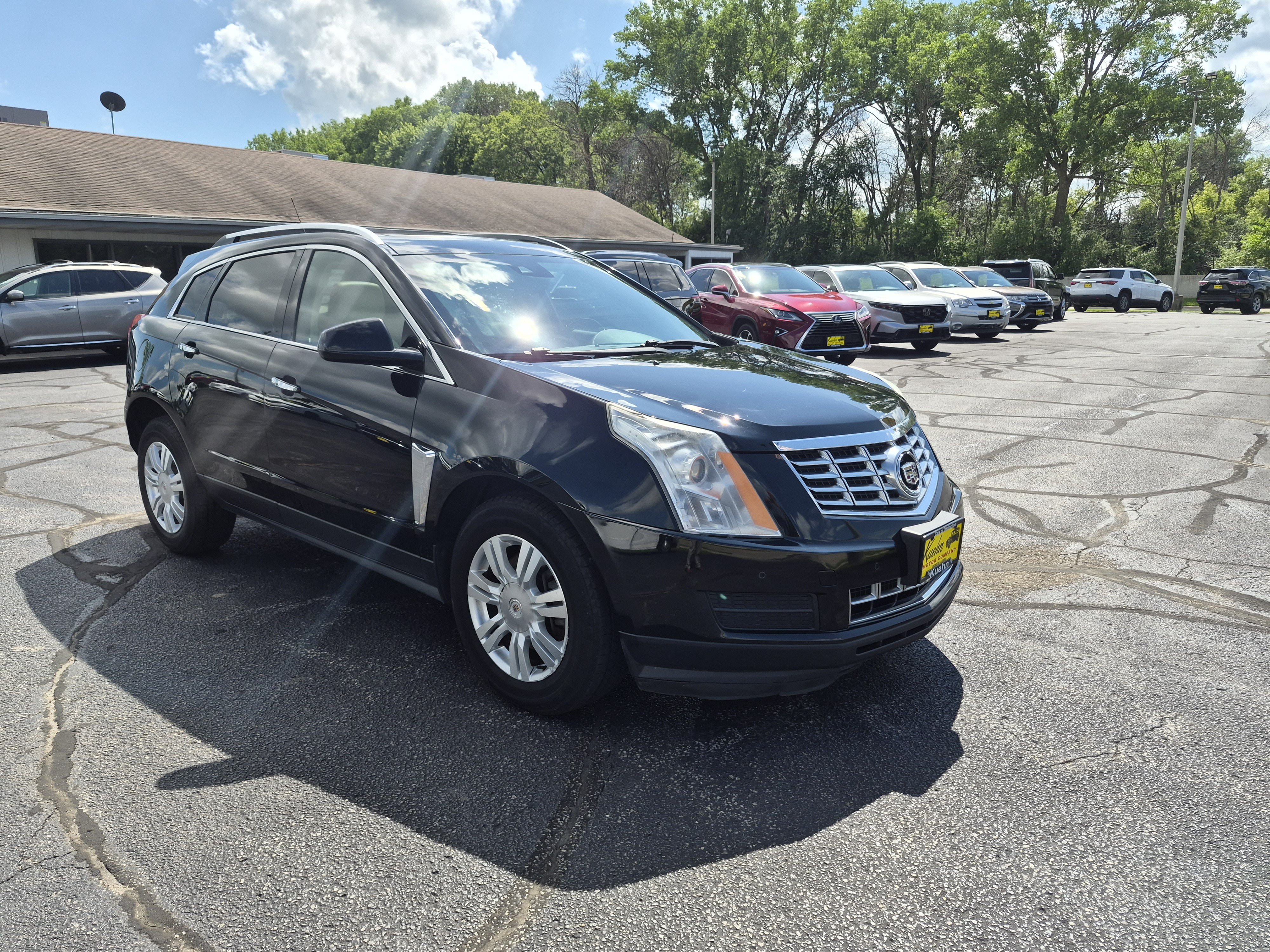 Used 2015 Cadillac SRX Luxury w/ Driver Awareness Package AWD/4WD image 2