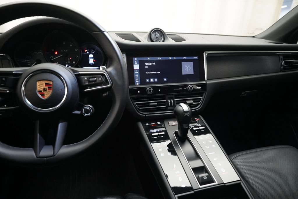 Certified 2022 Porsche Macan GTS w/ Premium Package Plus AWD/4WD image 19