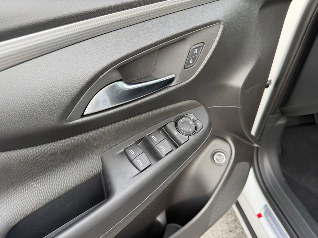 New 2026 Buick Envista Avenir image 26