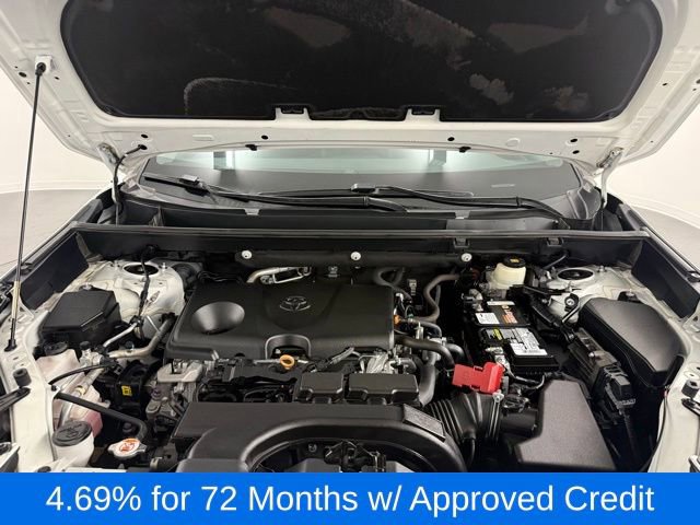 Used 2020 Toyota RAV4 XLE image 31
