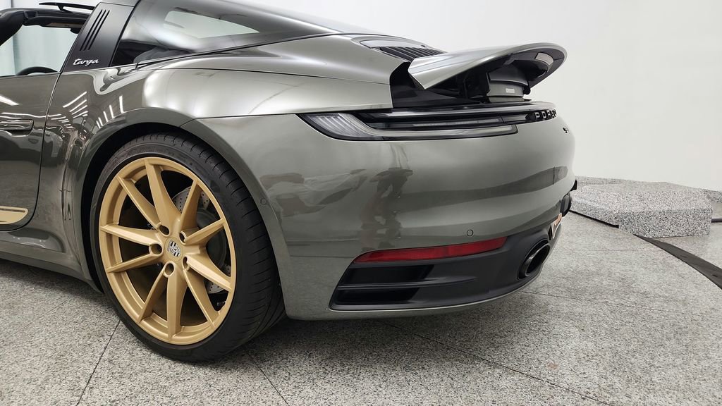 Used 2023 Porsche 911 Targa 4S AWD/4WD image 22