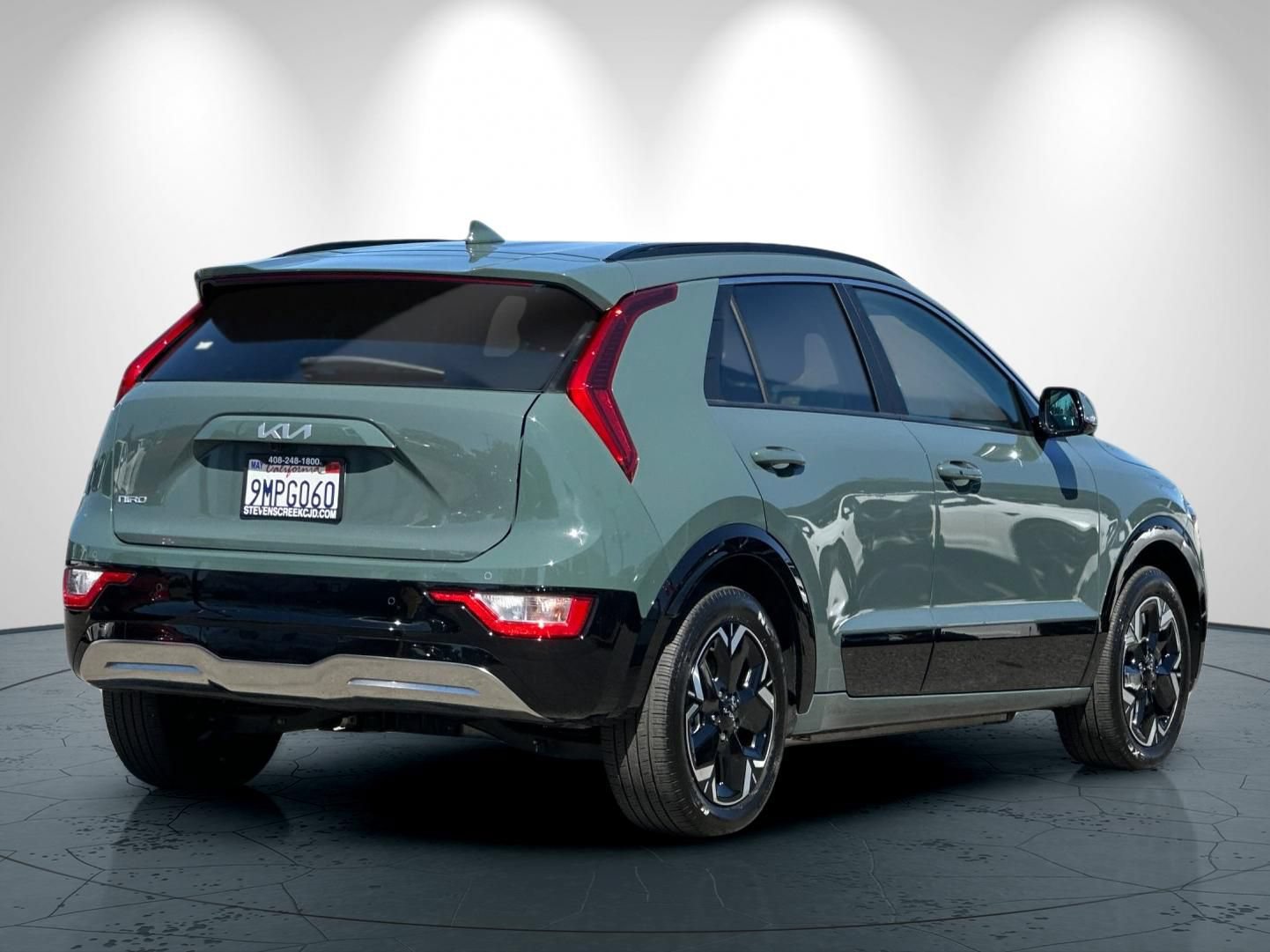 Used 2024 Kia Niro Wind FWD image 4