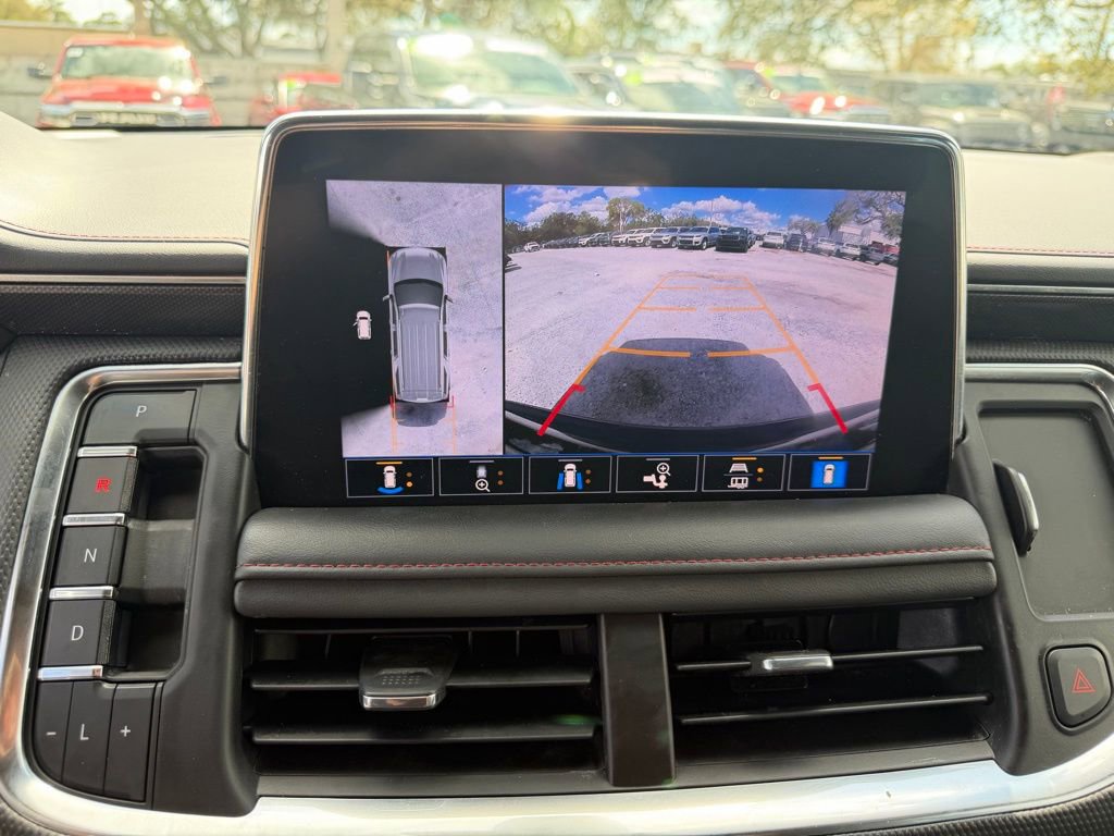 Used 2021 Chevrolet Suburban RST w/ Luxury Package image 23