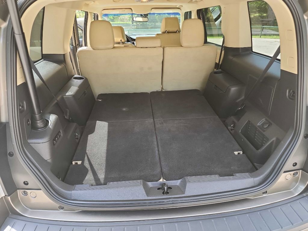 Used 2014 Ford Flex Limited w/ Equipment Group 303A AWD/4WD image 33