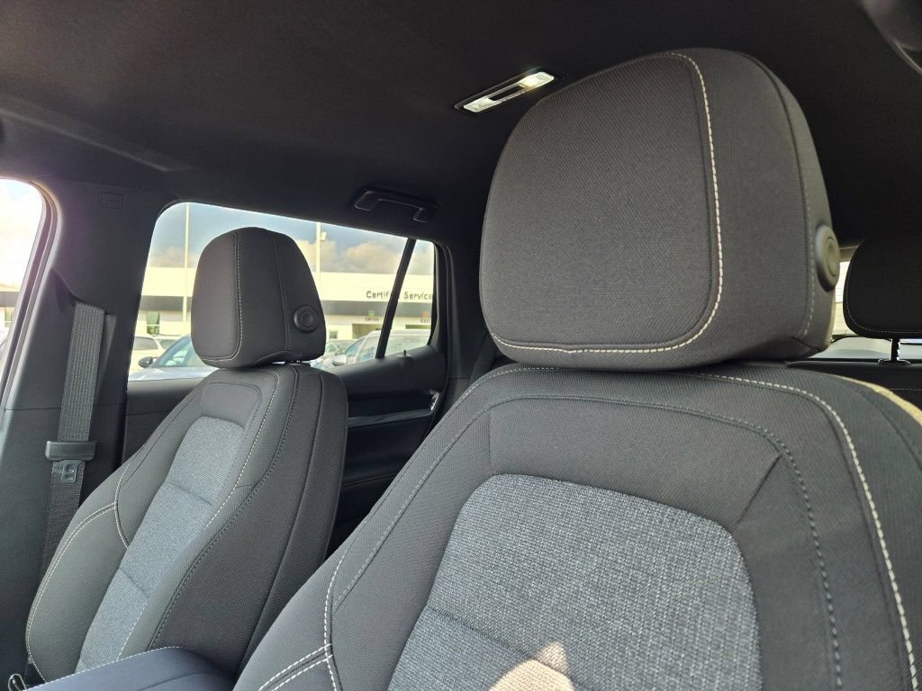 New 2027 GMC Terrain Elevation AWD/4WD image 7