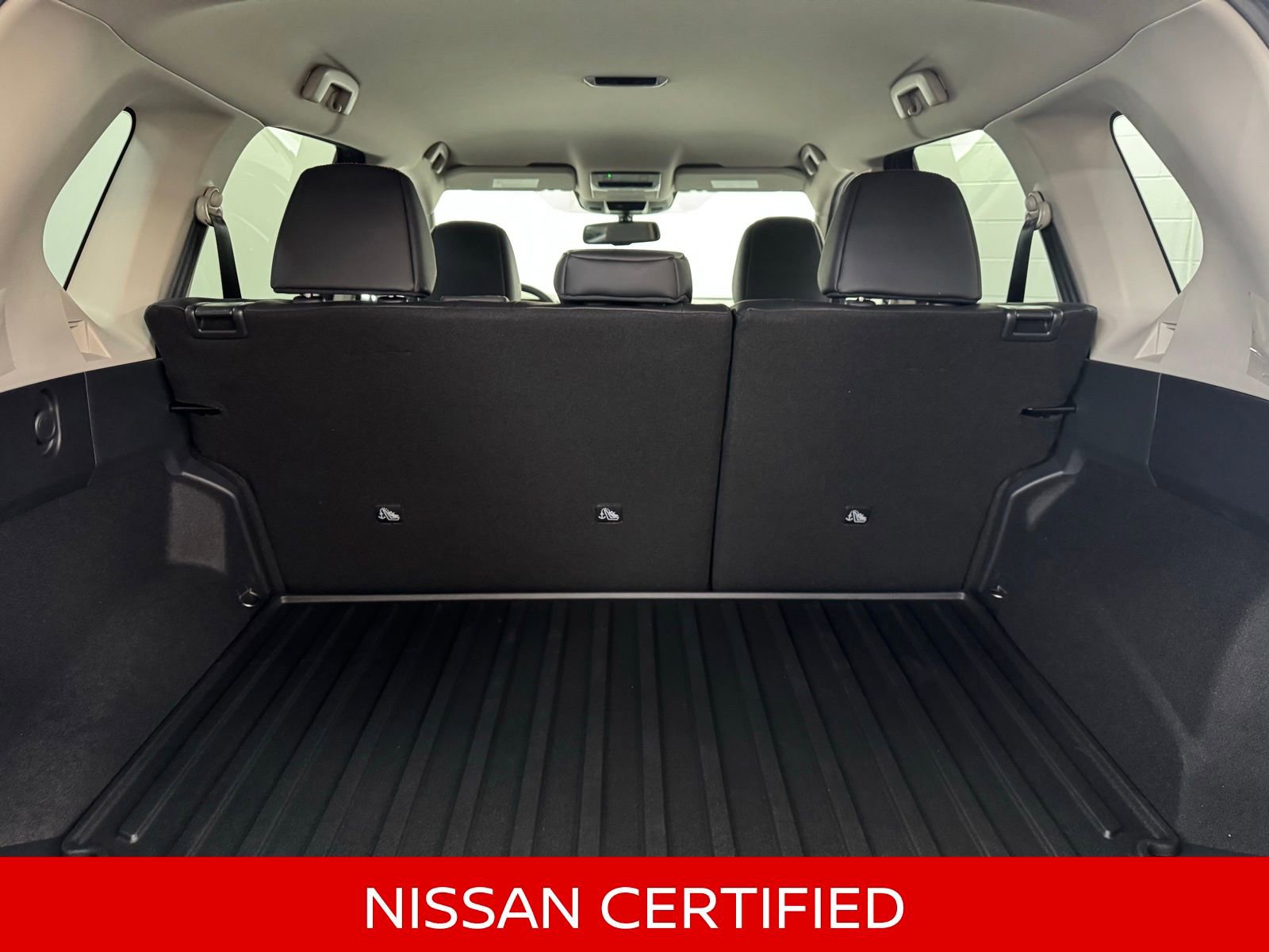 Certified 2025 Nissan Rogue SV w/ Rock Creek Premium Package image 37