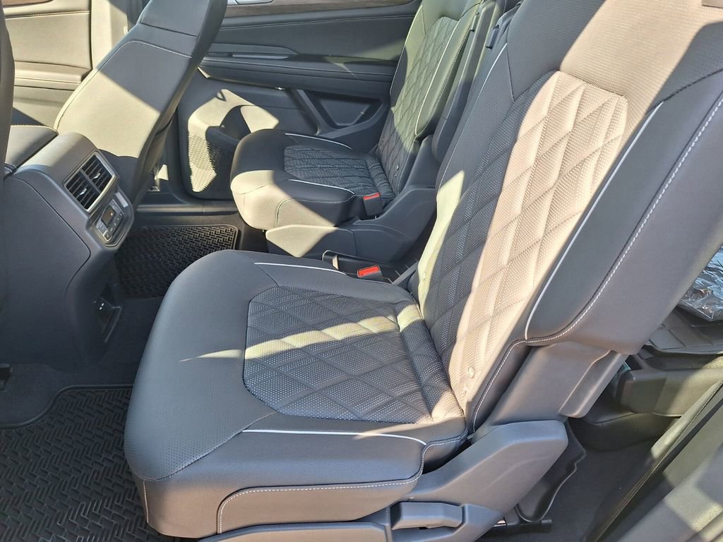 New 2026 Volkswagen Atlas SEL Premium R-Line image 23