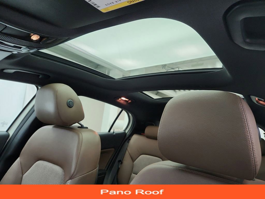 Used 2015 Mercedes-Benz GLA 250 4MATIC image 12