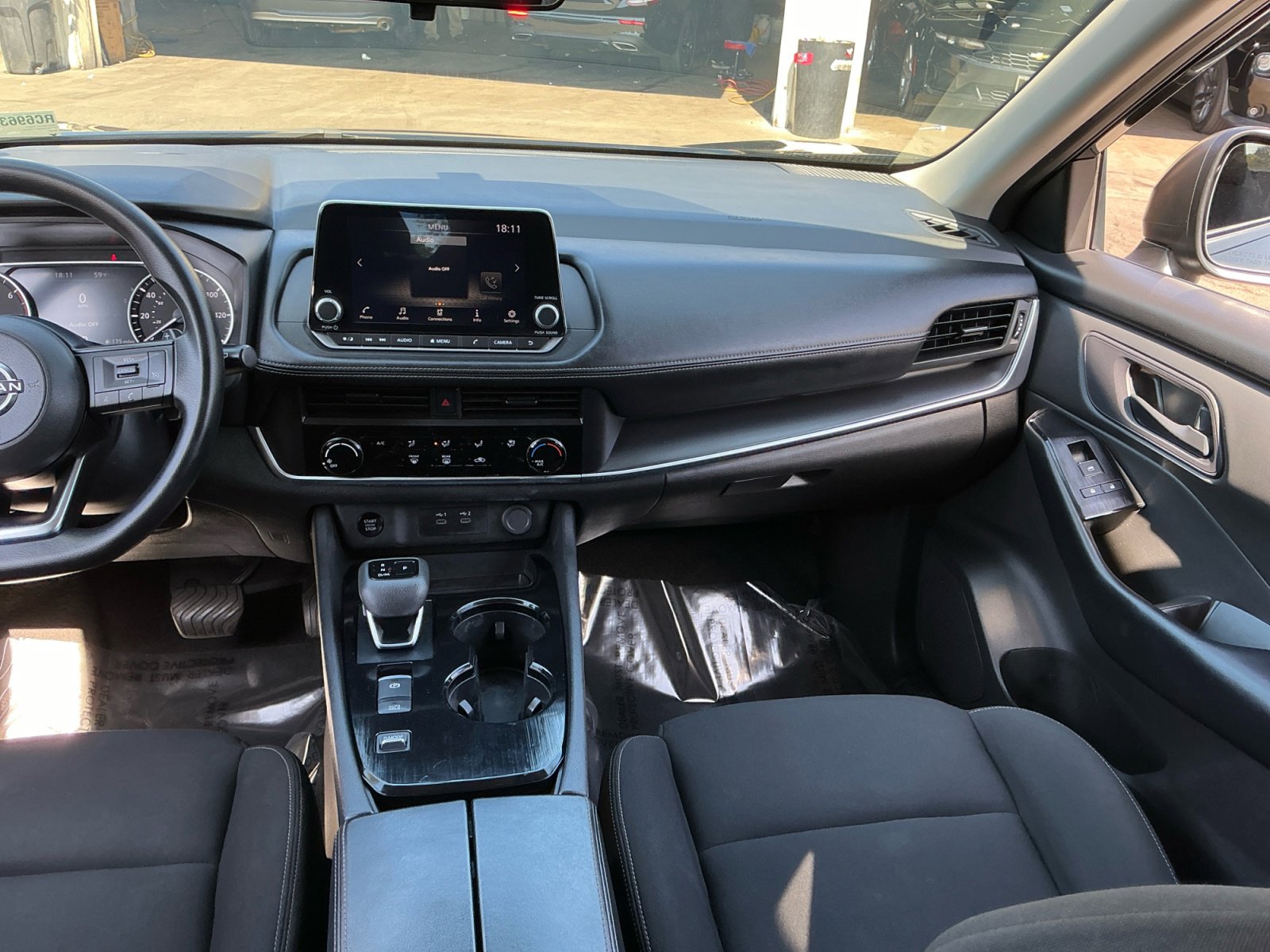Used 2024 Nissan Rogue S image 16