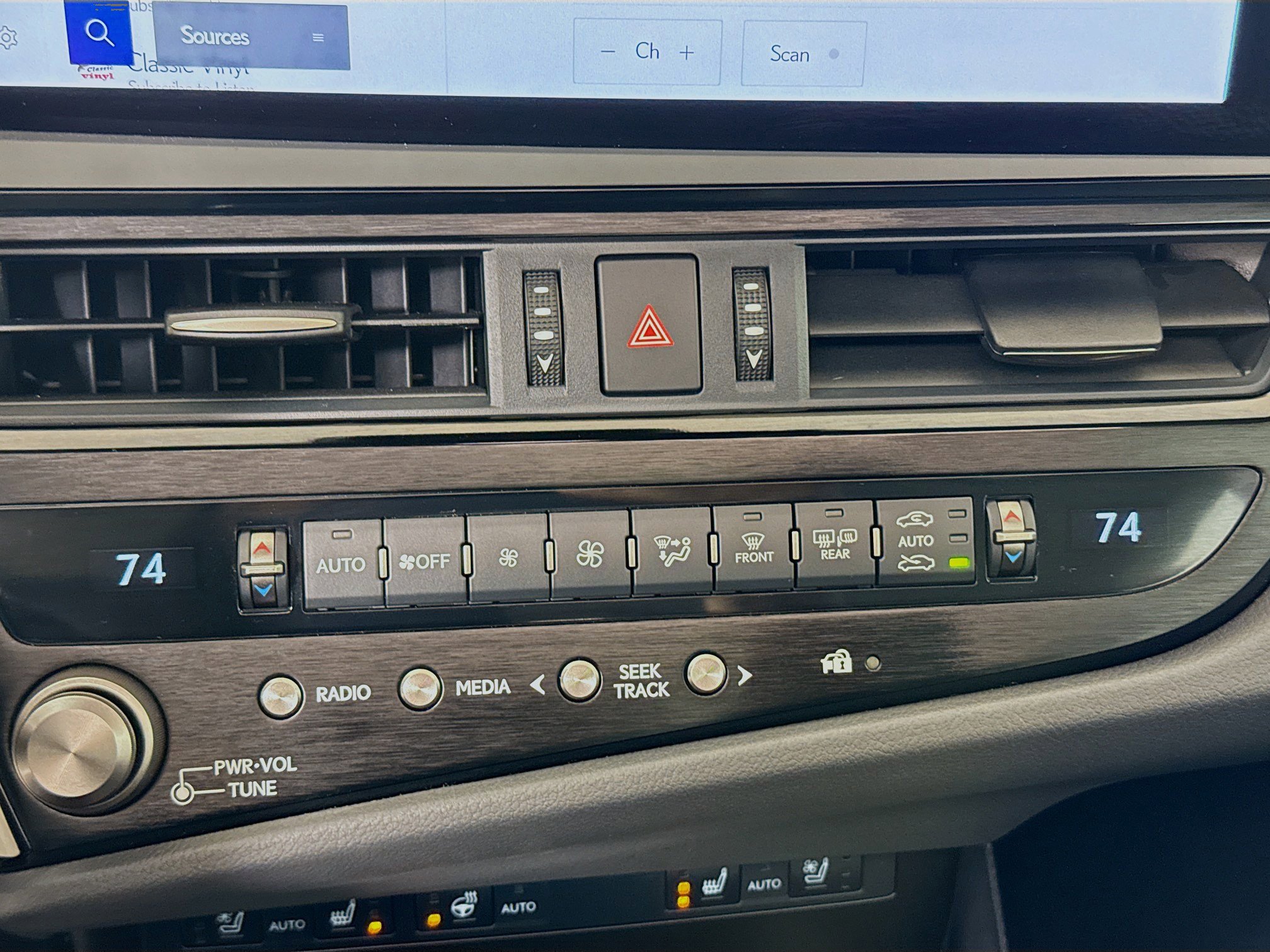 Certified 2025 Lexus ES 350 350 w/ Premium Package image 18