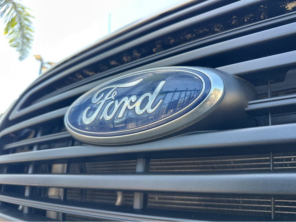 Used 2019 Ford Transit 150 148 Low Roof RWD image 38