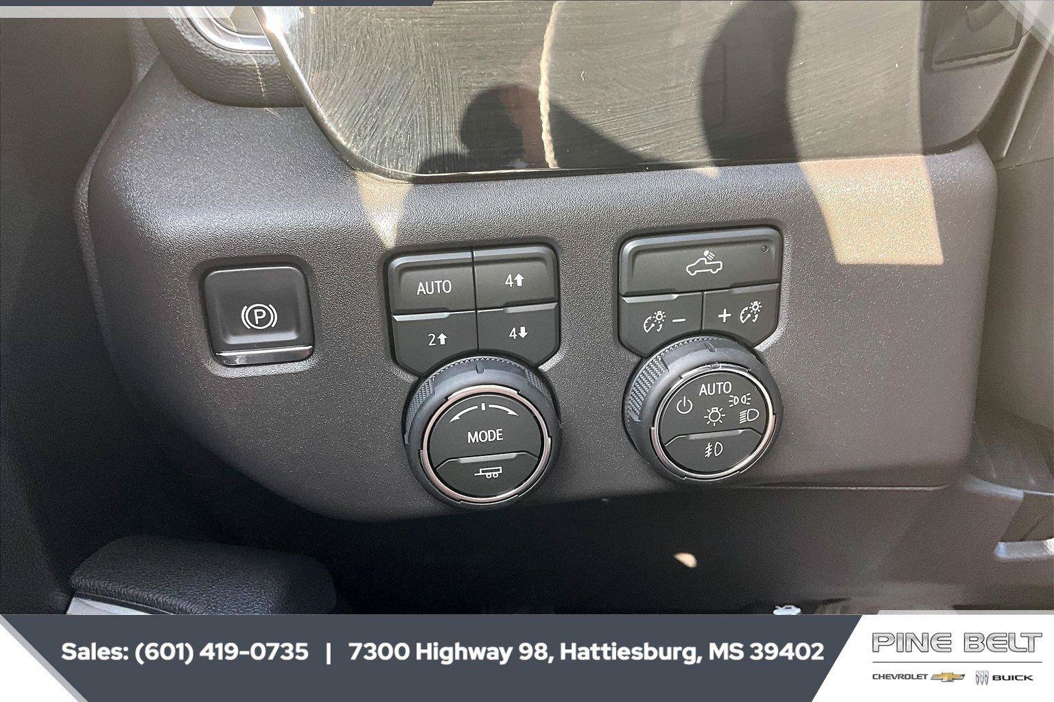 New 2026 Chevrolet Silverado 1500 RST w/ Z71 Off-Road Package AWD/4WD image 23