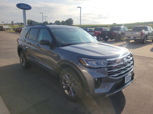 New 2026 Ford Explorer Active w/ Active Comfort Package AWD/4WD image 7