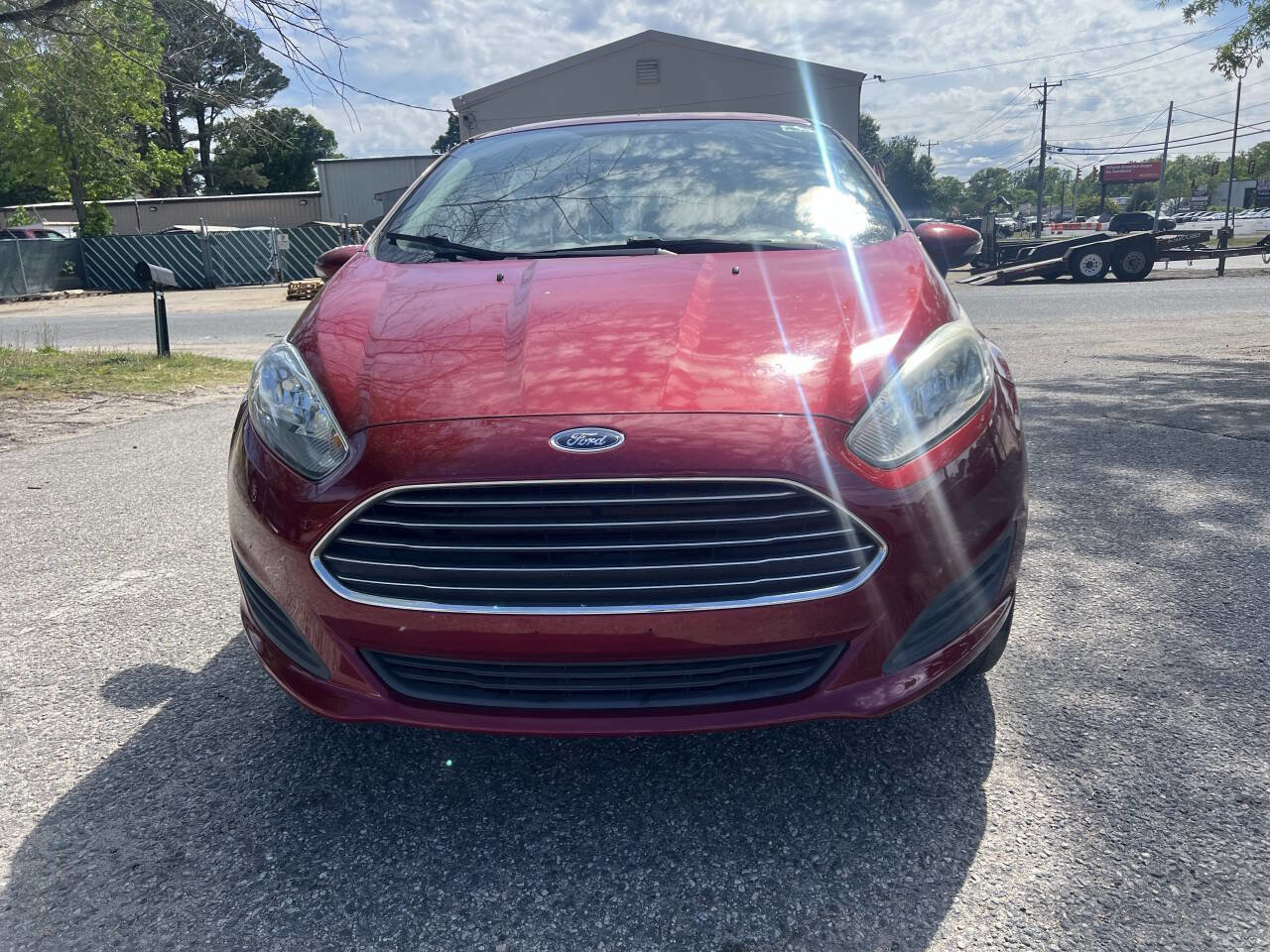 Used 2016 Ford Fiesta SE FWD image 3