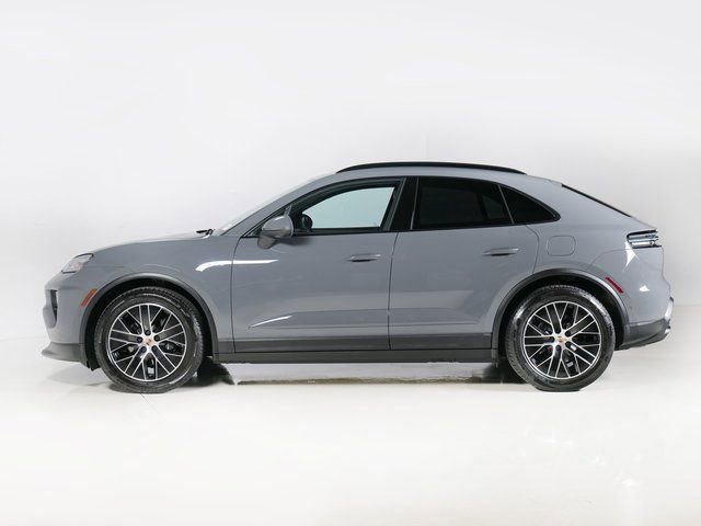 Certified 2025 Porsche Macan 4 Electric image 2