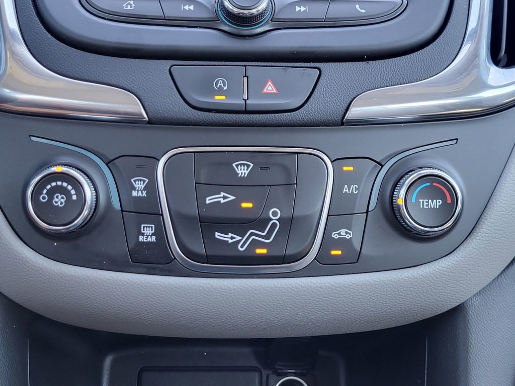 Used 2023 Chevrolet Equinox LS AWD/4WD image 10