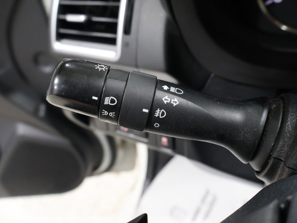 Used 2016 Subaru Crosstrek 2.0i Premium w/ Moonroof Package image 36