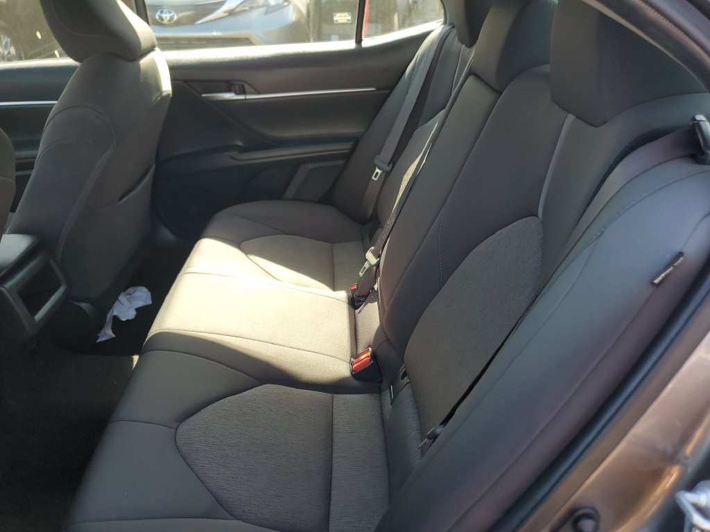 Used 2023 Toyota Camry LE FWD image 15