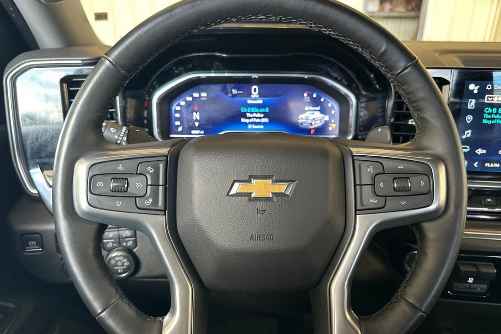 Used 2023 Chevrolet Silverado 1500 LTZ AWD/4WD image 22