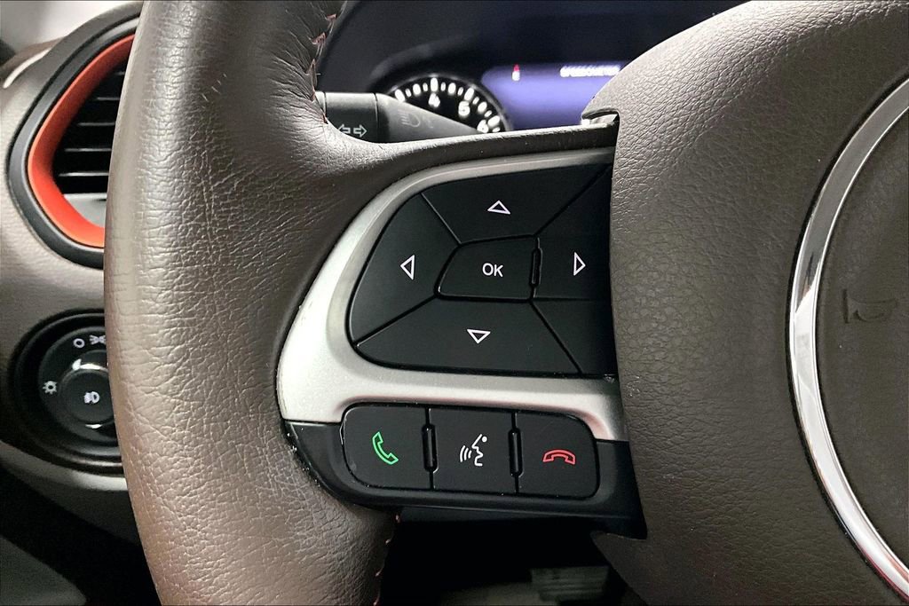 Used 2015 Jeep Renegade Limited AWD/4WD image 11