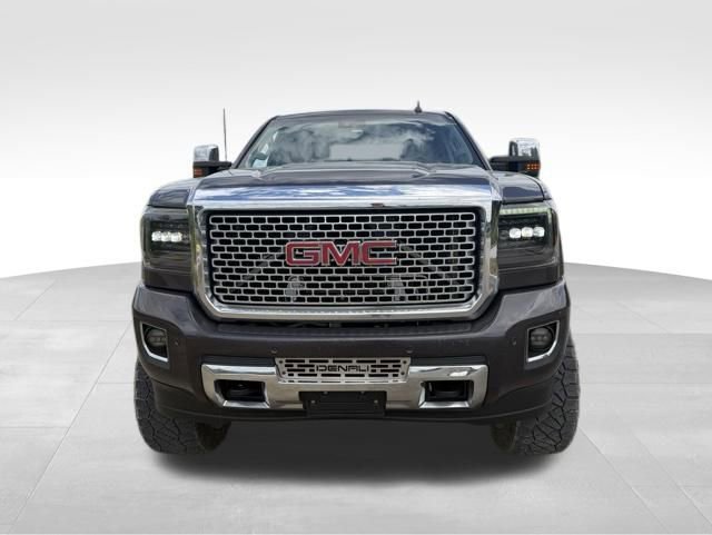 Used 2015 GMC Sierra 2500 Denali w/ Duramax Plus Package AWD/4WD image 7
