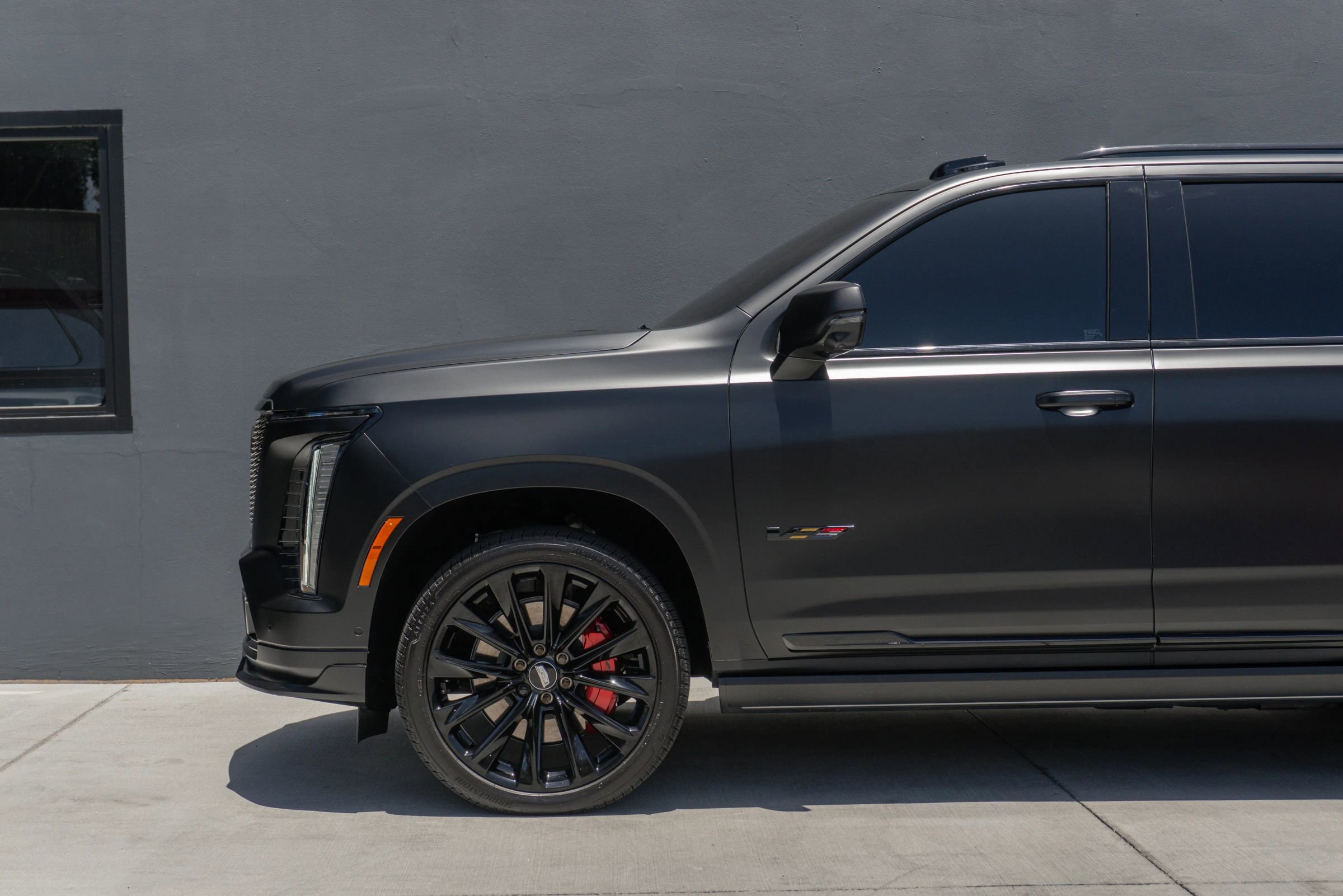 Used 2026 Cadillac Escalade V AWD/4WD image 18