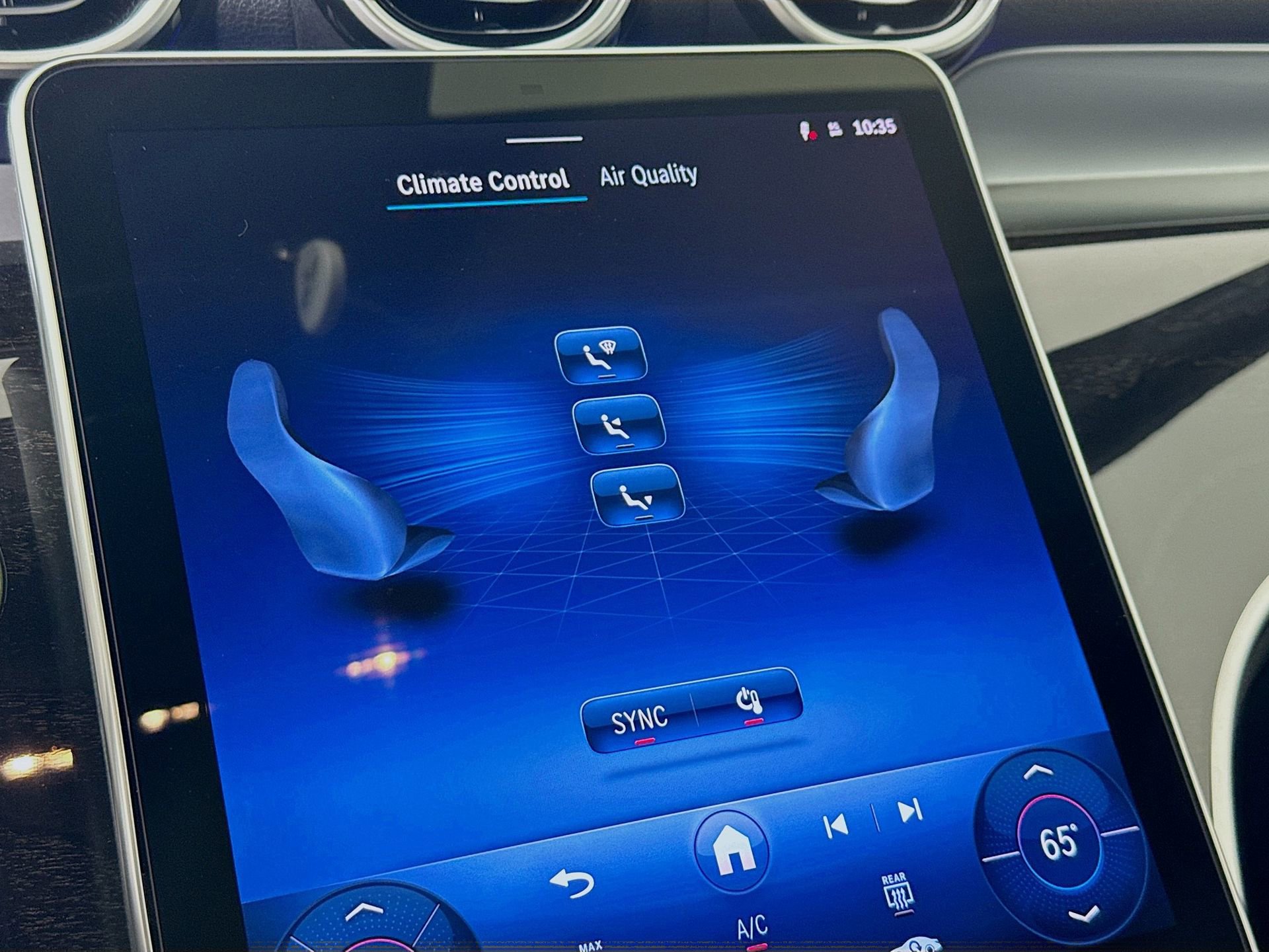 Certified 2025 Mercedes-Benz GLC 300 image 16