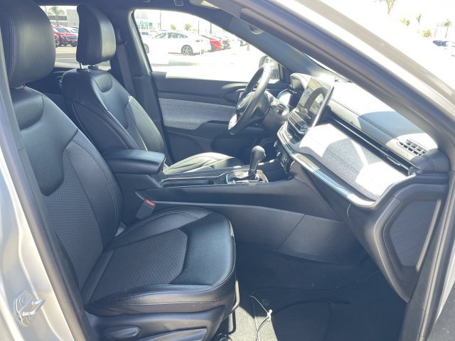 Used 2024 Jeep Compass Latitude AWD/4WD image 27