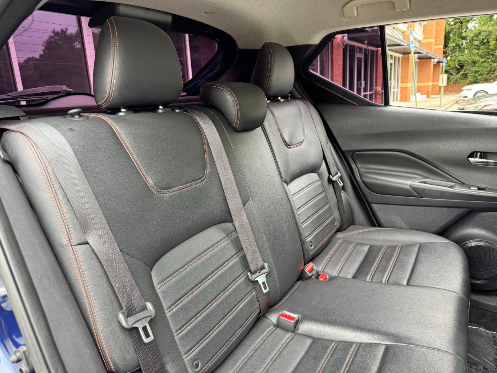 Used 2019 Nissan Kicks SR w/ SR Premium Package FWD image 31