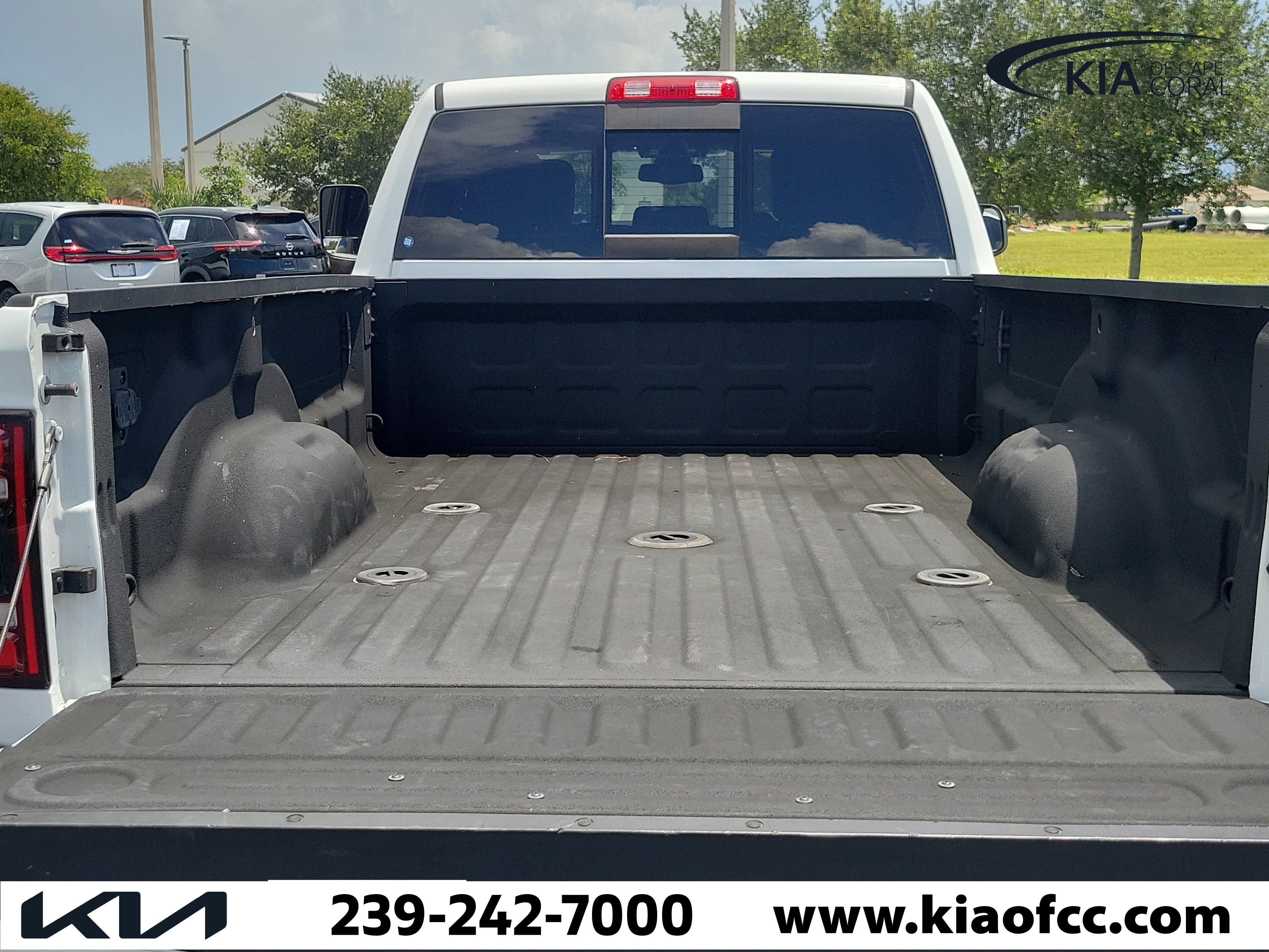 Used 2020 RAM 3500 Laramie AWD/4WD image 11