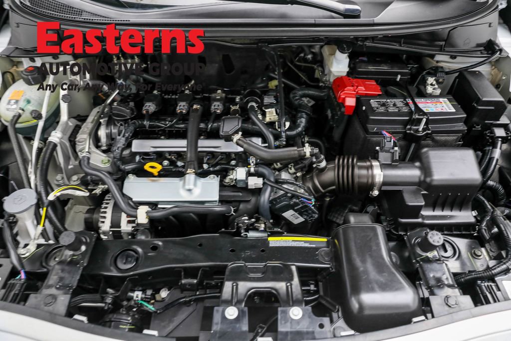 Used 2025 Nissan Versa SR w/ Trunk Package image 7