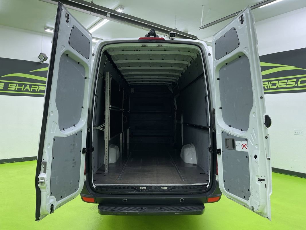 Used 2018 Freightliner Sprinter 2500 image 8