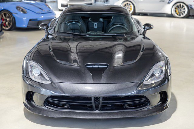 Used 2013 SRT Viper GTS w/ GTS Laguna Interior Pkg image 10