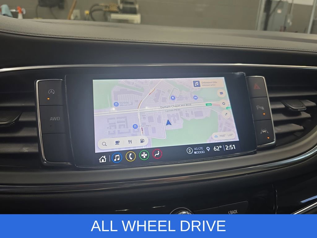Used 2024 Buick Enclave Essence w/ Experience Buick Package AWD/4WD image 23