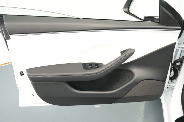 Used 2026 Tesla Model 3 RWD image 24