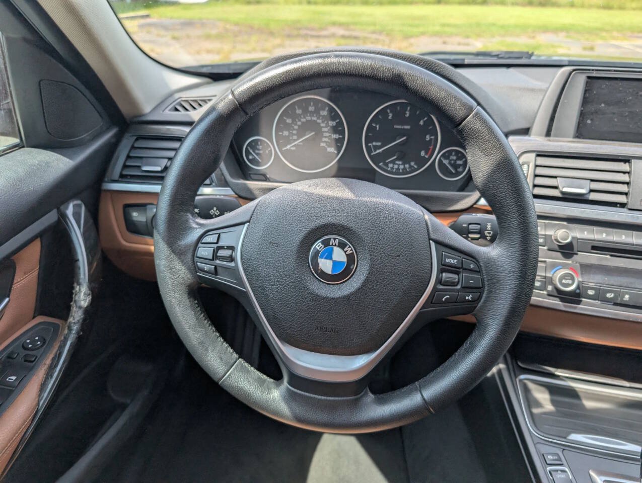 Used 2014 BMW 328d Sedan RWD image 40