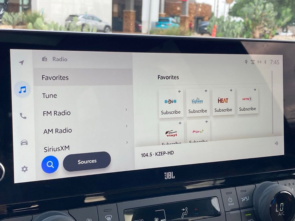 Used 2024 Toyota Grand Highlander AWD Hybrid image 20