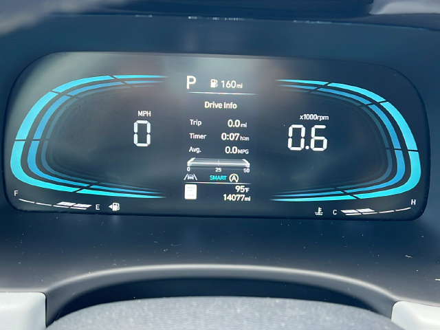 Used 2025 Hyundai Palisade SEL FWD image 29