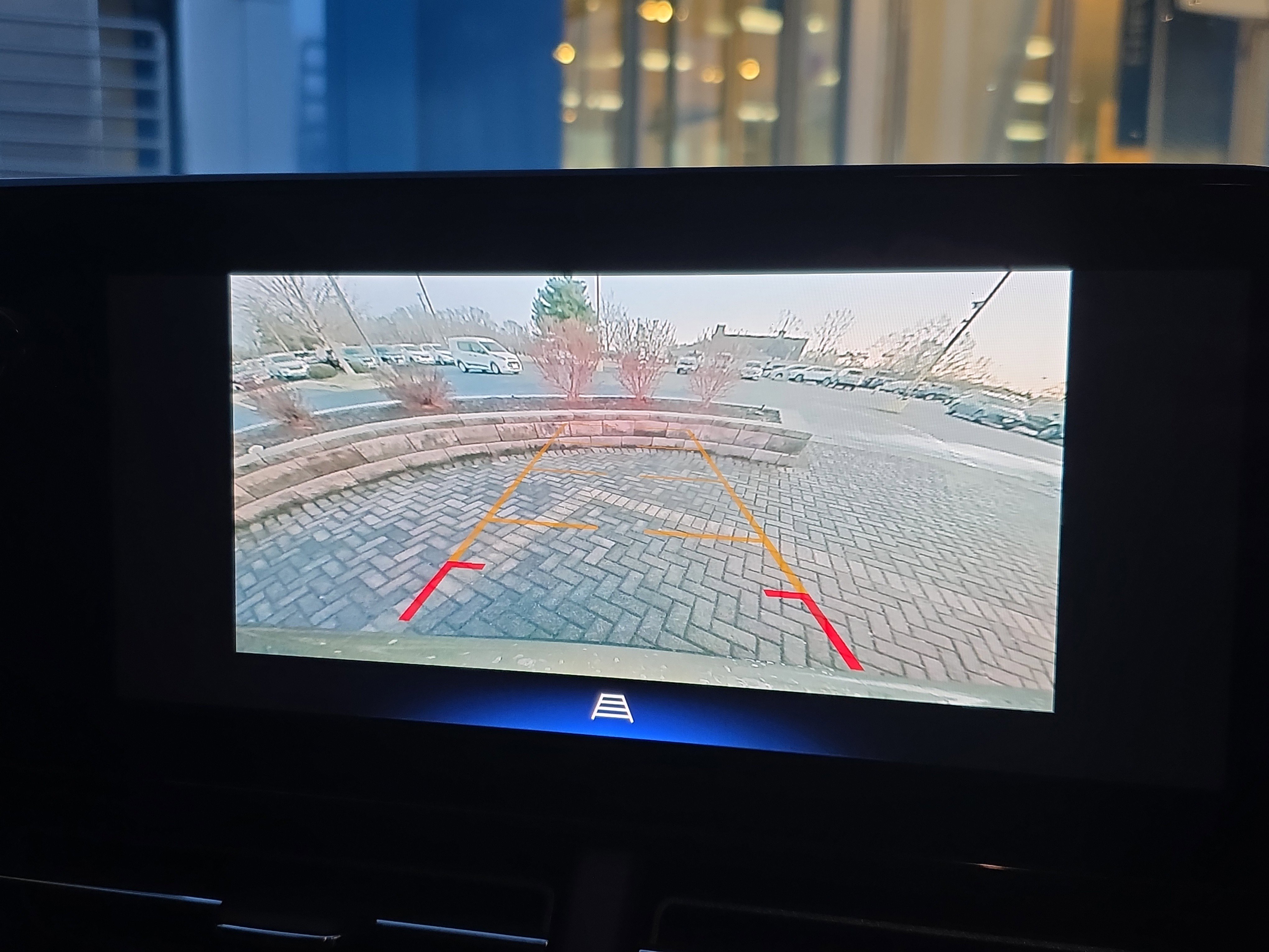 Used 2024 Chevrolet Trax ACTIV w/ Driver Confidence Package image 28