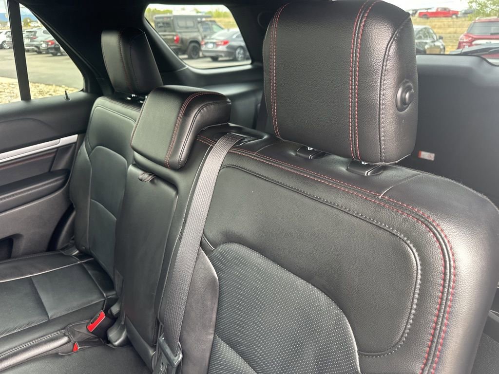 Used 2018 Ford Explorer Sport w/ Equipment Group 401A image 18