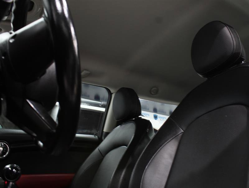 Used 2014 MINI Cooper 2-Door Hardtop FWD image 8