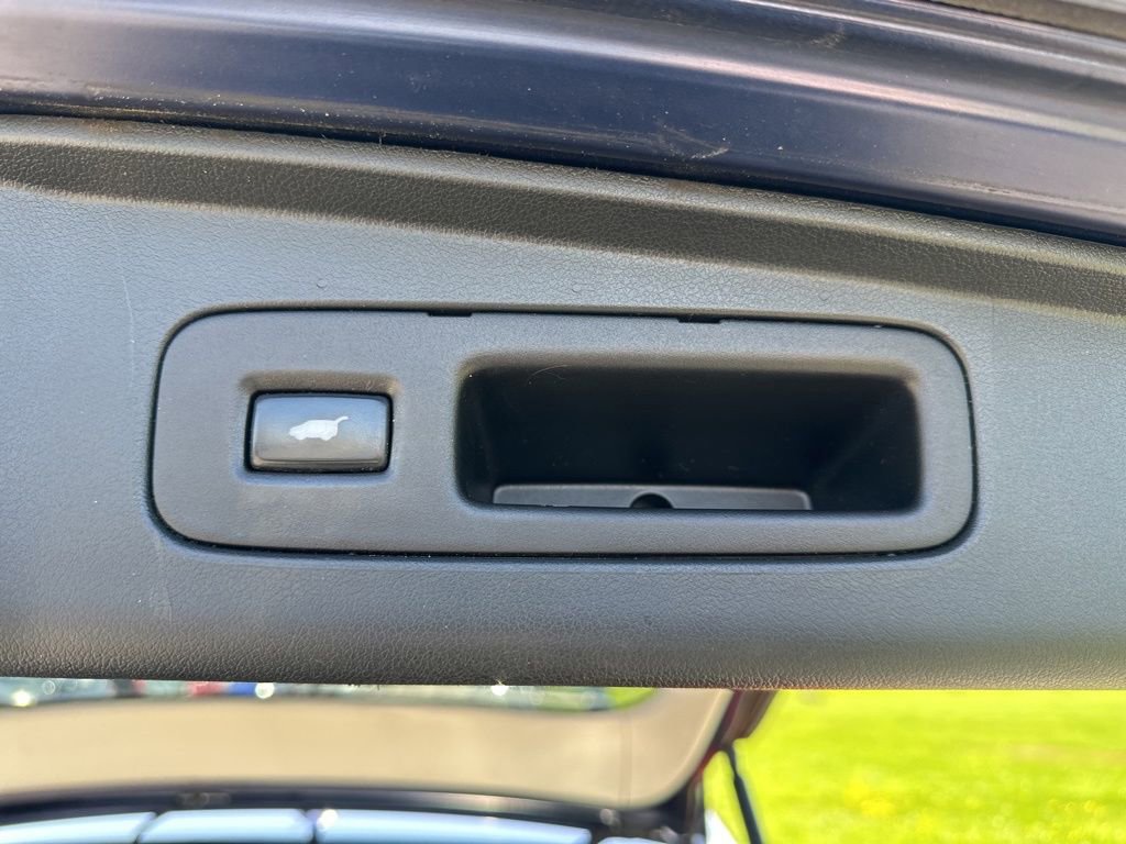 Used 2016 Honda CR-V Touring image 13