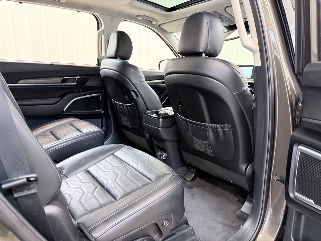 Used 2020 Kia Telluride SX w/ SX Prestige Package AWD/4WD image 36