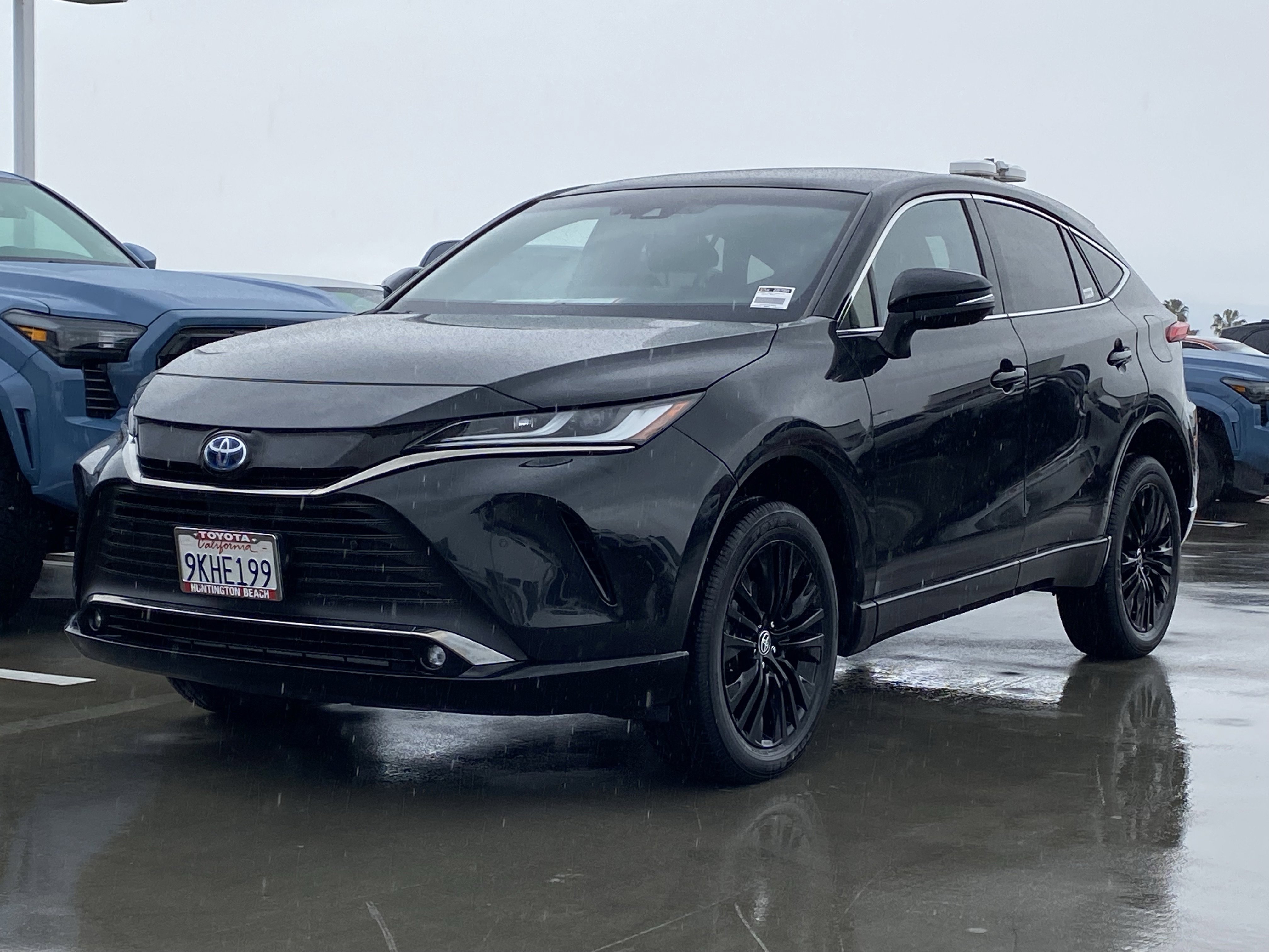 Certified 2024 Toyota Venza Nightshade image 6