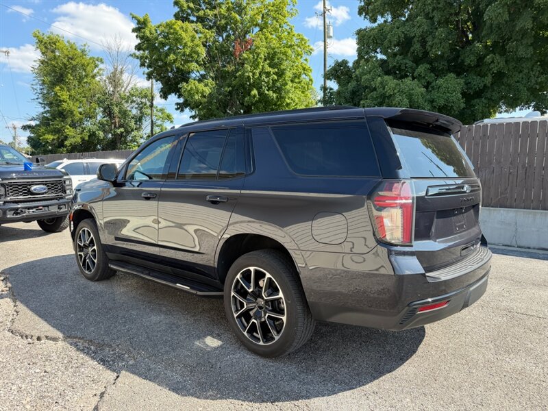 Used 2023 Chevrolet Tahoe RST w/ Luxury Package RWD image 9