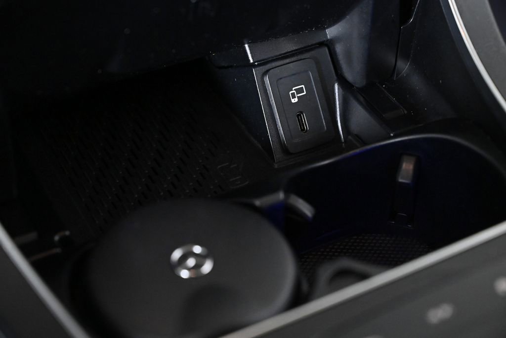 Used 2020 Mercedes-Benz GLC 300 4MATIC image 23